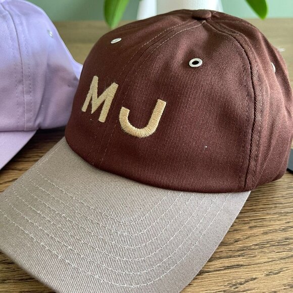 NWT! NEW! Marc Jacobs UNISEX MJ Logo Cap -BROWN - Picture 1 of 8